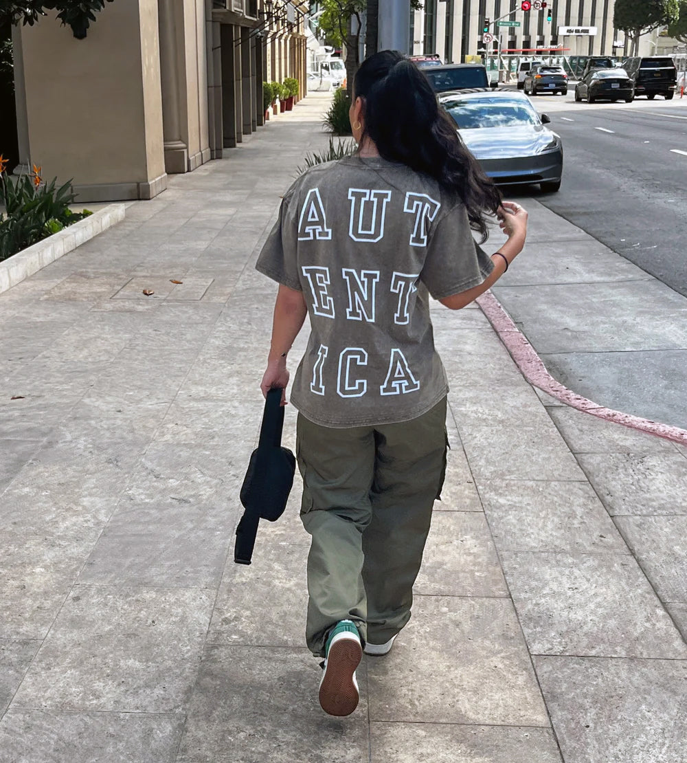 "Auténtica" Mineral Wash T-Shirt